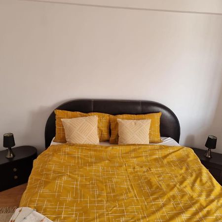 Clau Home Hunedoara Ngoại thất bức ảnh