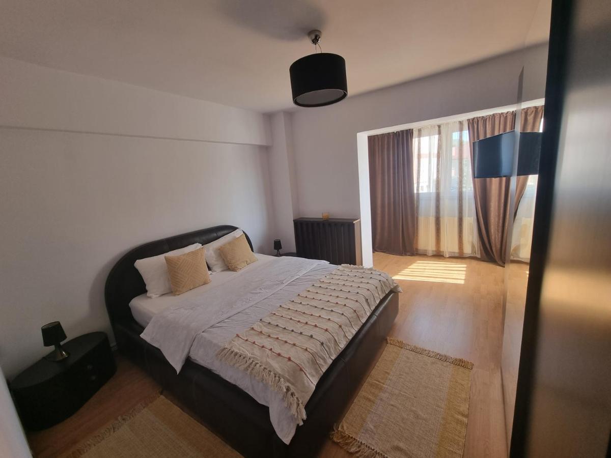 Clau Home Hunedoara Ngoại thất bức ảnh