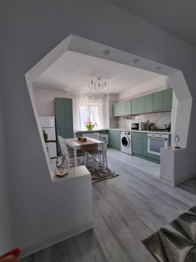 Clau Home Hunedoara Ngoại thất bức ảnh